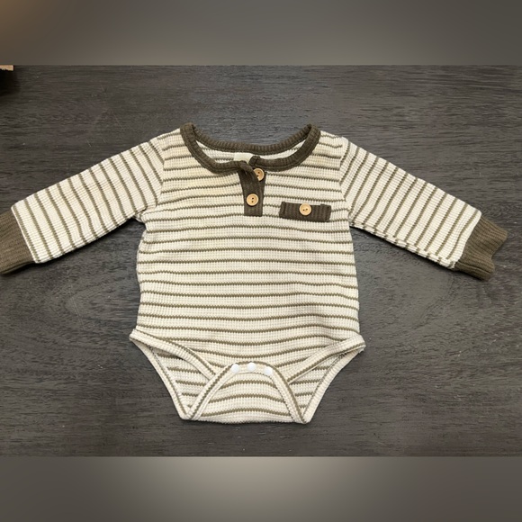 3-6 month Baby Boy Bundle Polo/Carhartt - Picture 8 of 14
